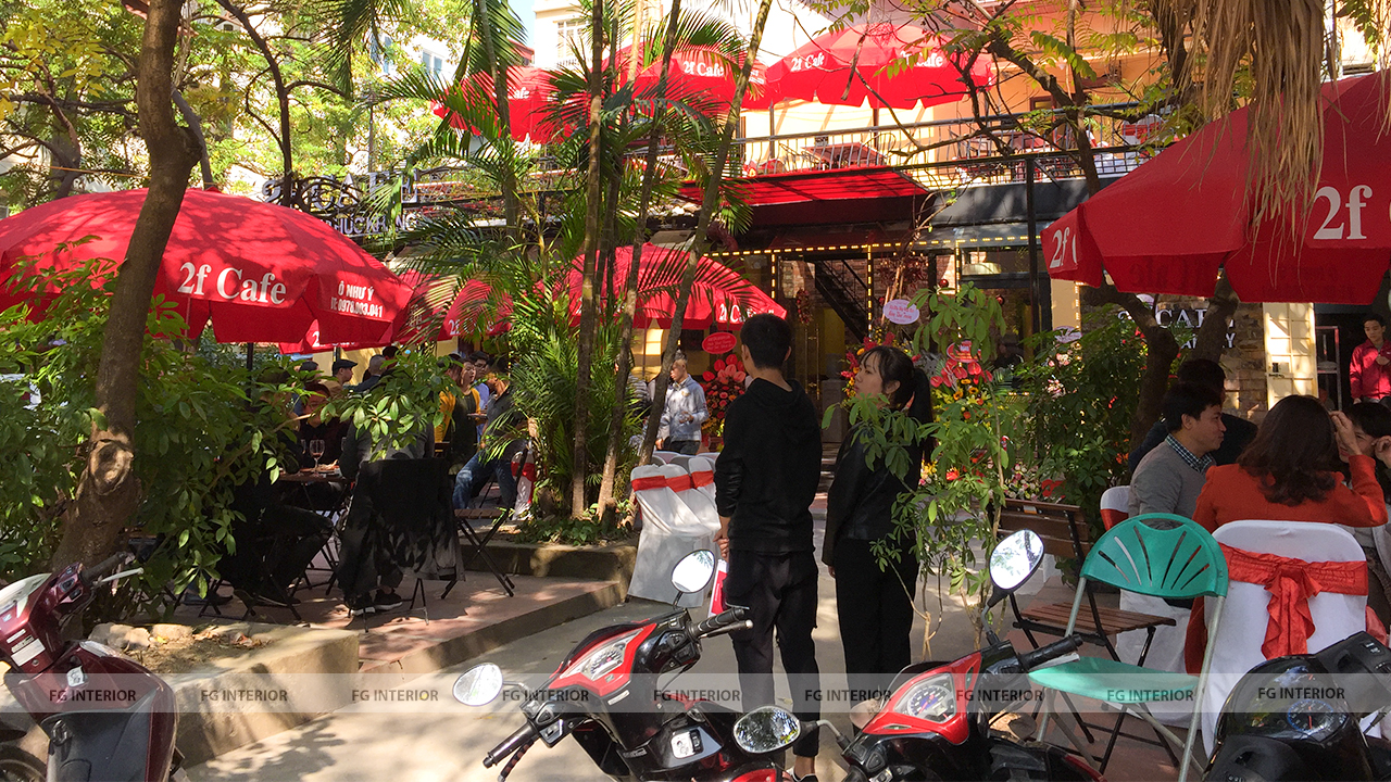 ban-ghe-cafe